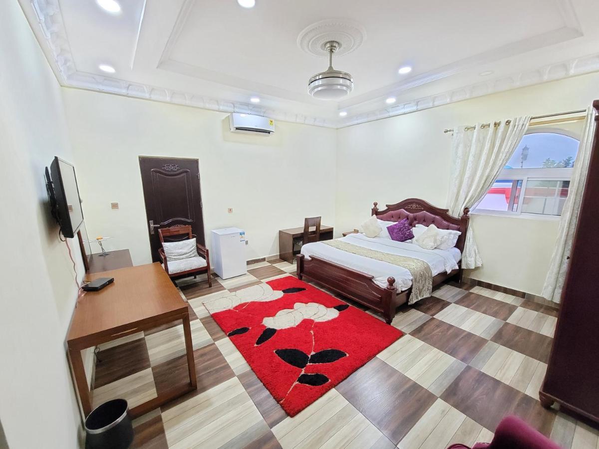 Afri-Royal Hotel Аккра Экстерьер фото
